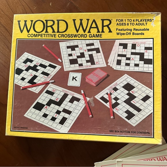 Vintage 1983 Whitman Word War Competitive Crossword Puzzle Board Game - Picture 2 of 9